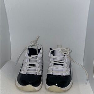Jordan Kids Sneakers Black and White